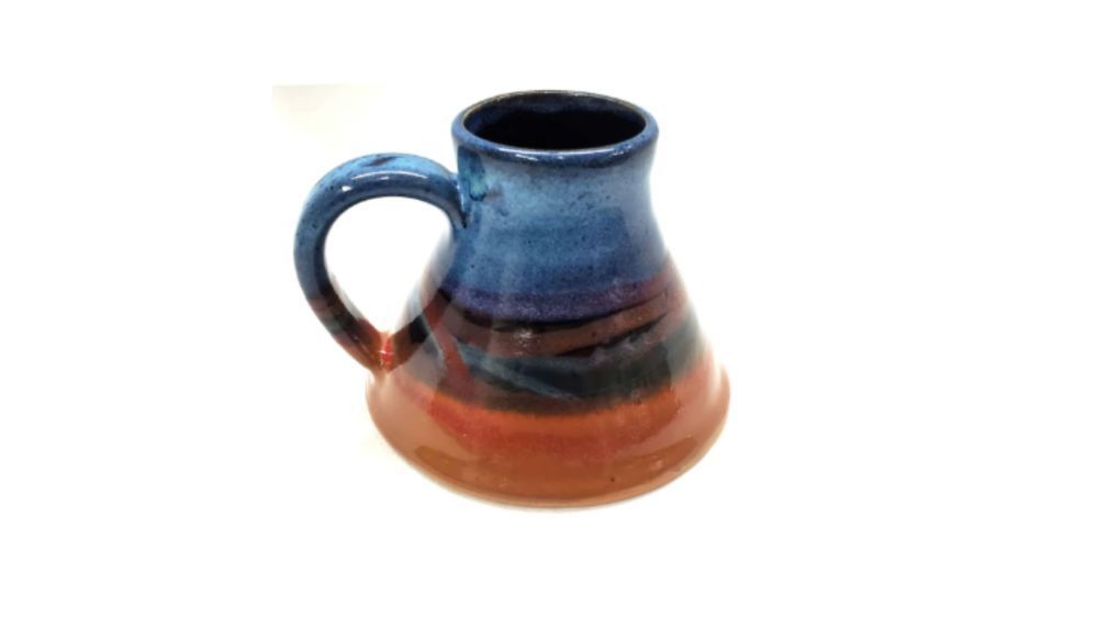 mountain-scene-pottery-mugs-big-0