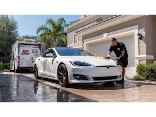 professional-car-detailing-at-your-doorstep-in-orlando-small-0