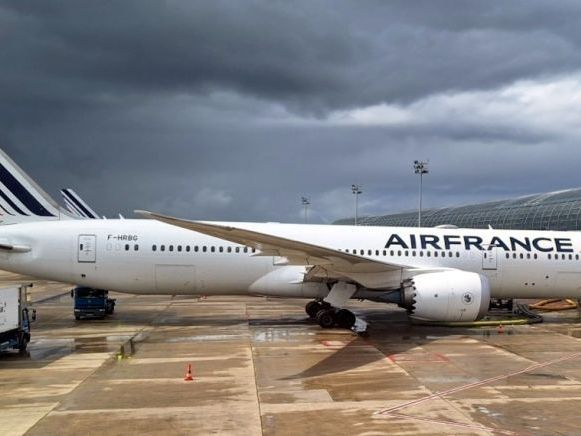 air-france-manchester-office-1-833-641-1988