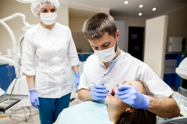 how-emergency-wisdom-teeth-removal-works-fast-big-0