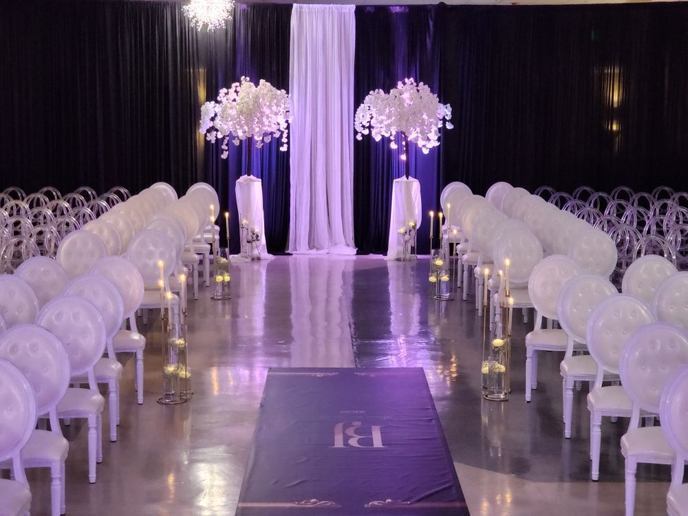 top-venue-for-100-guests-with-projection-mapping-experience-big-0