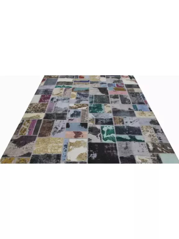 9x12-vintage-distressed-persian-patchwork-area-rug-110447-big-1