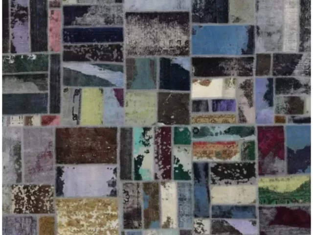 9x12-vintage-distressed-persian-patchwork-area-rug-110447