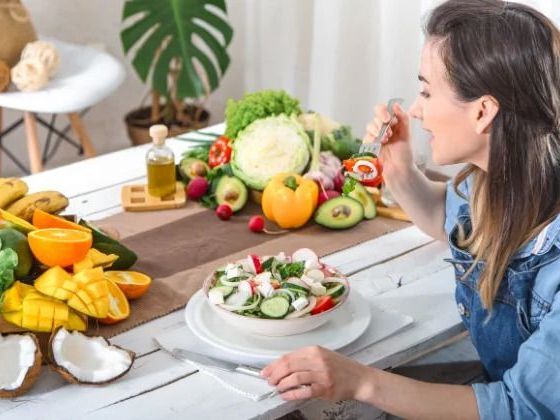 menopause-nutrition-evidence-based-diets-for-hormone-health