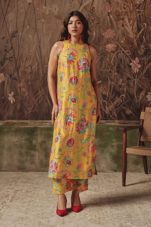 designer-kurta-sets-big-0