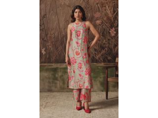 designer-kurta-sets-small-4