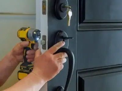 reliable-commercial-locksmith-tampa-services
