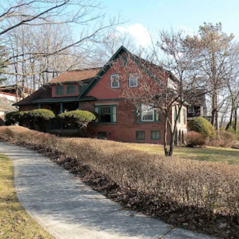 apartments-in-ithaca-ny-near-cornell-university-student-housing-big-0