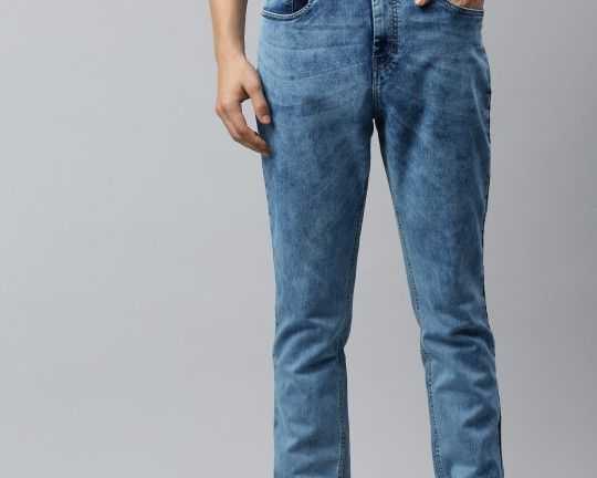 roadster-men-blue-jogger-fit-mid-rise-clean-look