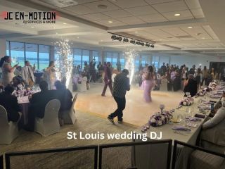 trusted-st-louis-wedding-dj-for-unforgettable-events-small-0