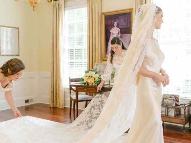 shop-custom-wedding-gown-brooklyn-ny-with-designer-fit