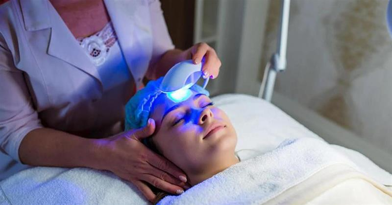 blue-light-therapy-in-hamilton-nj-for-clear-skin-big-0