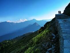 the-summer-charm-of-sar-pass