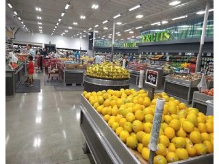 grocery-stores-near-me-offering-fresh-fast-delivery-small-0
