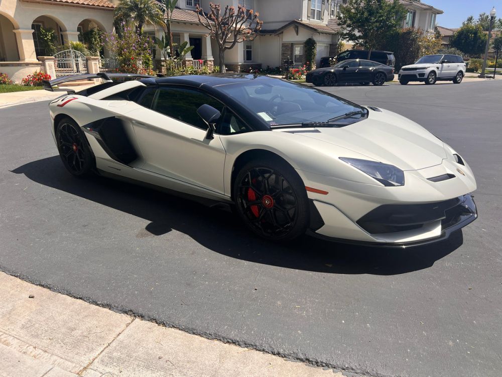 sell-luxury-cars-online-get-top-dollar-fast-big-0