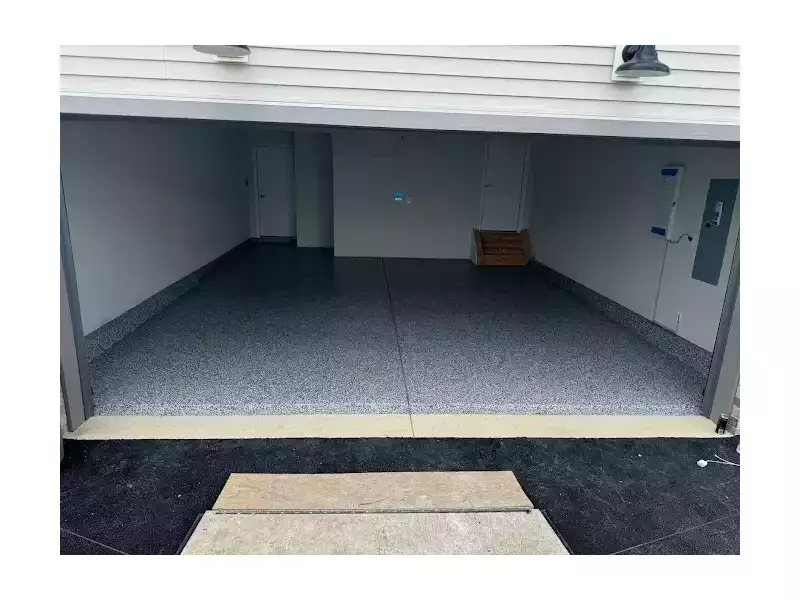 durable-garage-floor-coatings-for-modern-spaces-small-0