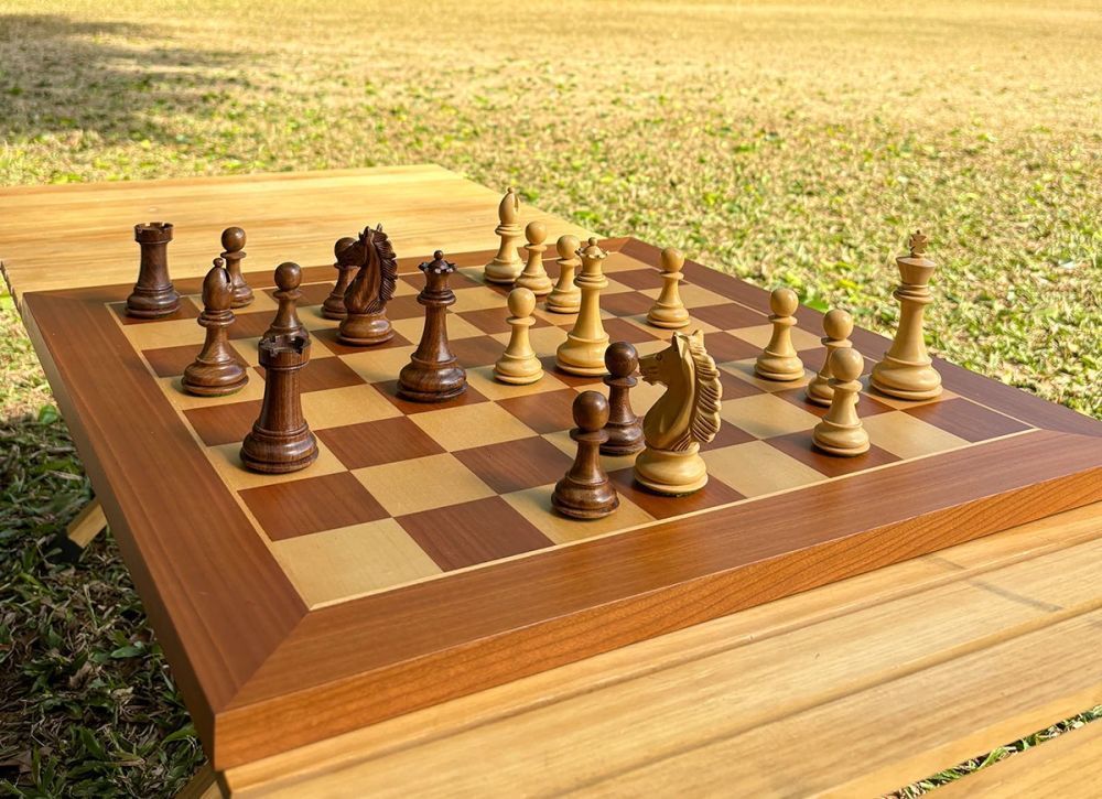 shop-the-best-chess-pro-electronic-board-online-chessnut-big-0