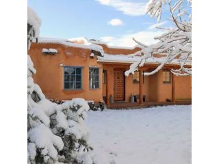 new-mexico-ski-vacations-at-taos-ski-valley-rentals-small-0