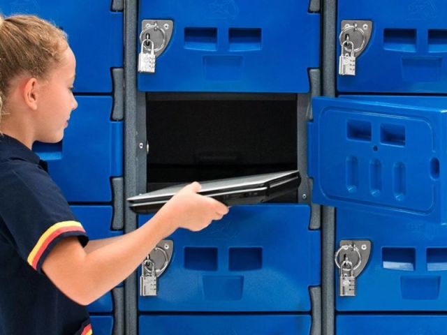 outdoor-school-lockers-for-all-weather-conditions