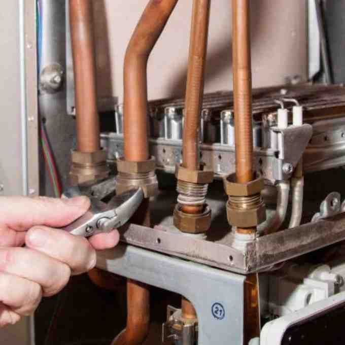 gas-water-heater-repair-service-big-0