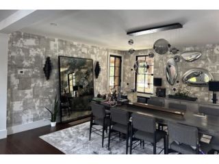 wallpaper-removal-and-painting-small-0