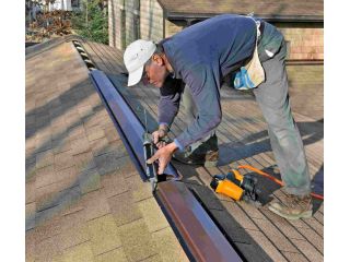 choosing-between-ridge-and-soffit-vents-for-ventilation-small-0