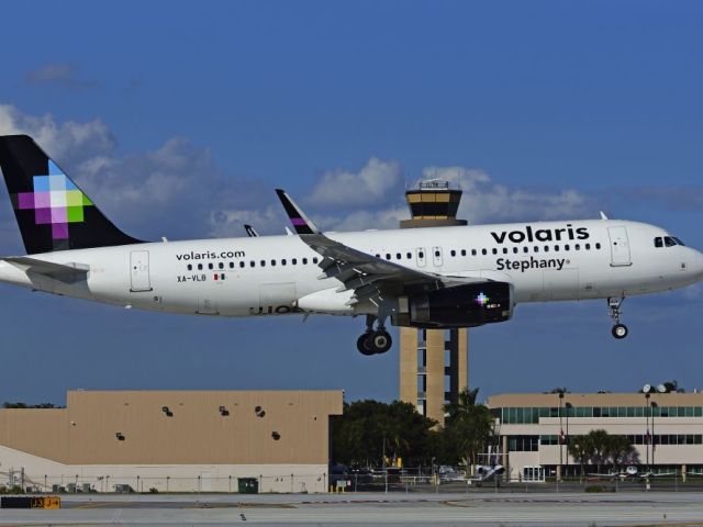 1-877-684-6369-politica-de-cancelacion-de-volaris-airlines
