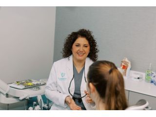 smile-enhancement-with-cosmetic-dentistry-solutions-small-0