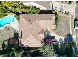 experienced-asphalt-roofing-contractors-you-can-count-on-small-0