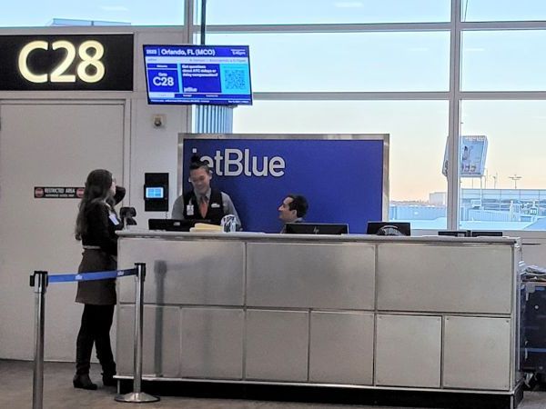 politica-de-cambio-de-vuelos-de-jetblue-airways-1-877-684-6369