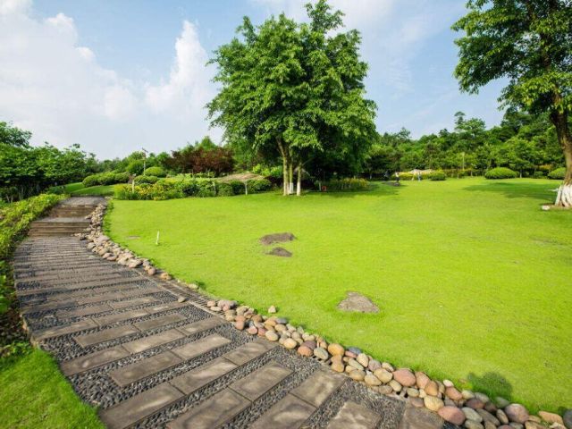 hardscapers-in-roanoke-va-rc-lawn-care