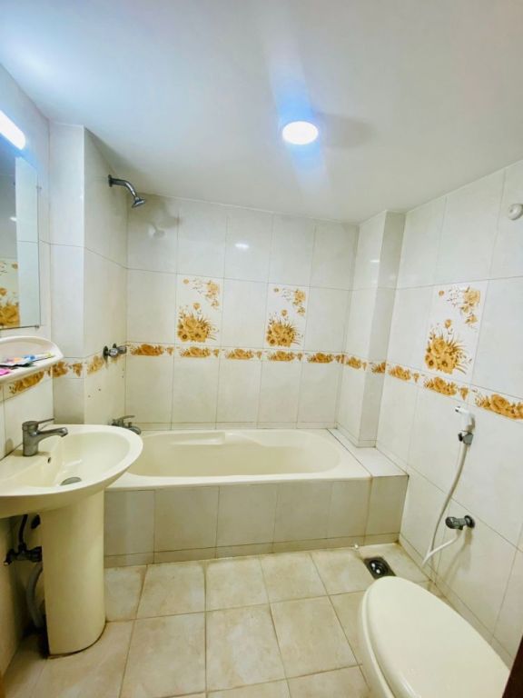 serviced-furnished-3bhk-apartment-for-rent-in-bashundhara-big-2