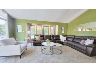 best-home-styling-toledo-experts-for-interior-makeovers-small-0