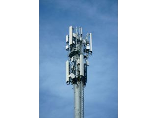 how-to-navigate-cell-tower-leases-for-maximum-profit-small-0