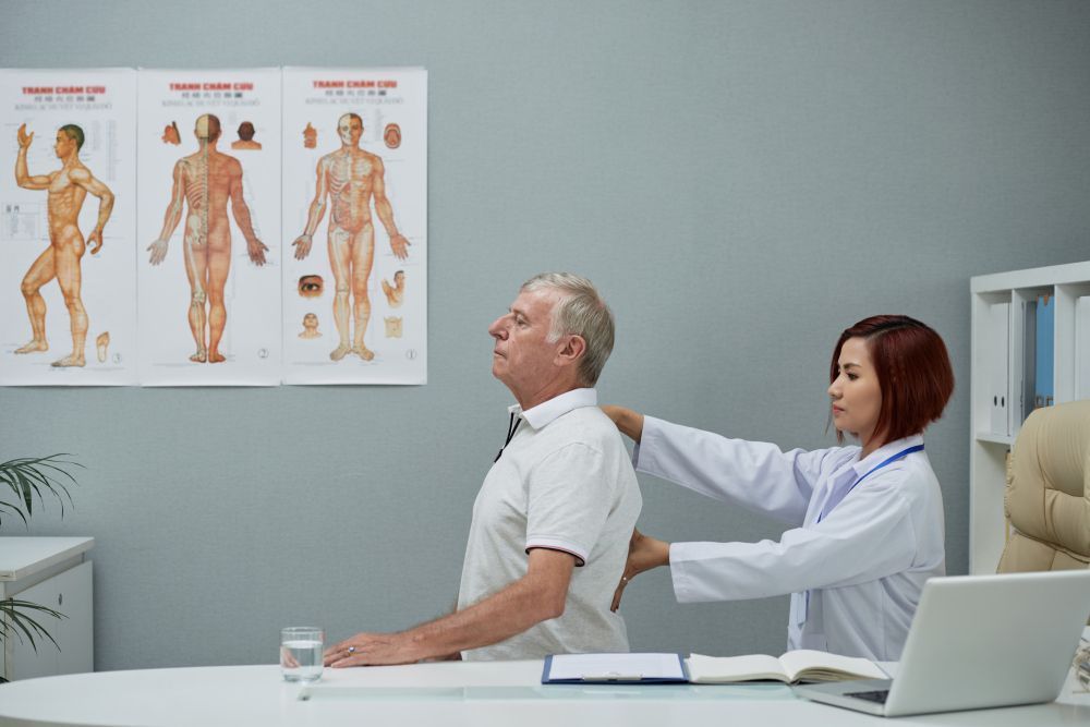 advanced-scoliosis-correction-for-improved-spinal-alignment-big-0