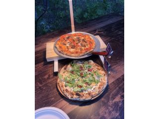 pizza-in-milwaukee-wisconsin-small-3