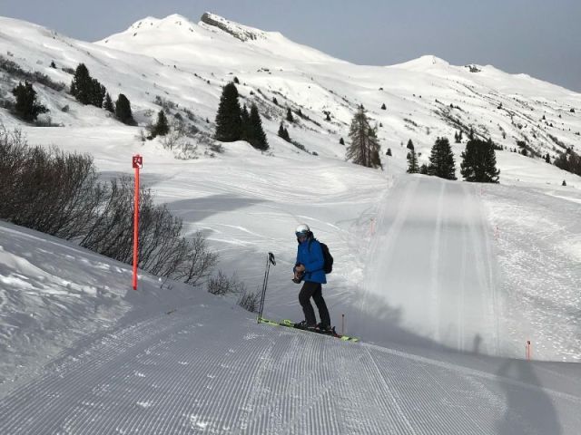 top-ski-school-davos-offering-expert-lessons-and-alpine-training
