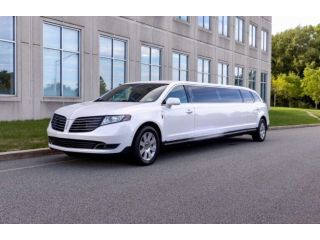 book-berkeley-limo-service-for-comfortable-and-stylish-travel-small-0