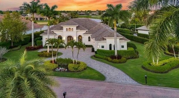 realtor-in-naples-florida-big-0