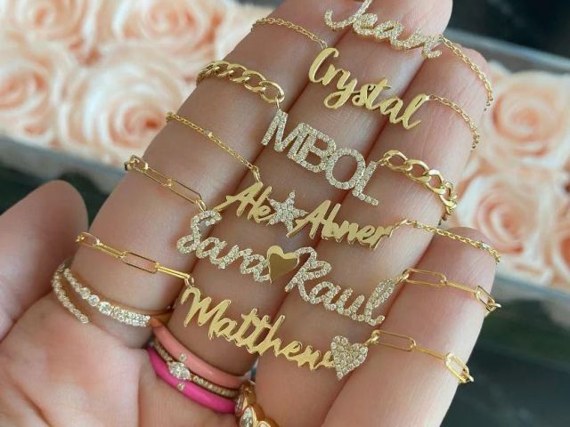 personalized-name-bracelets-custom-gold-silver-bracelets