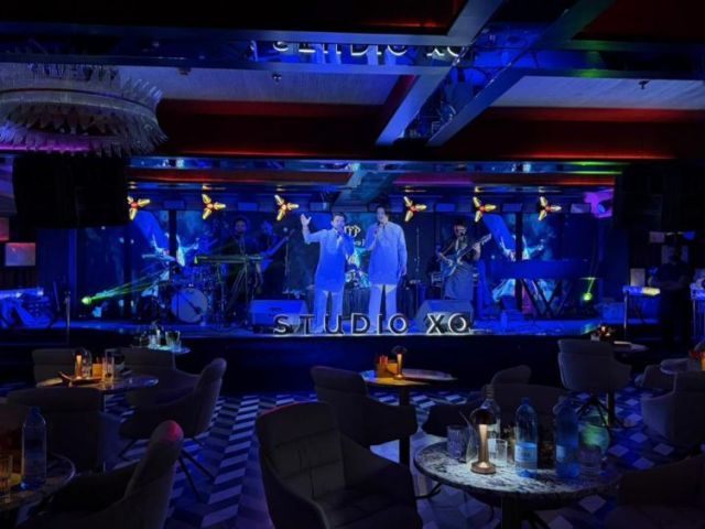 book-the-best-live-bands-to-rock-your-next-private-party