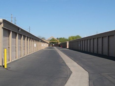 storage-near-85304-secure-convenient-space