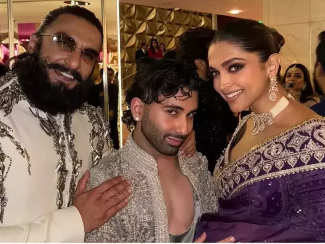 book-top-bollywood-celebrities-for-events-artist-arena