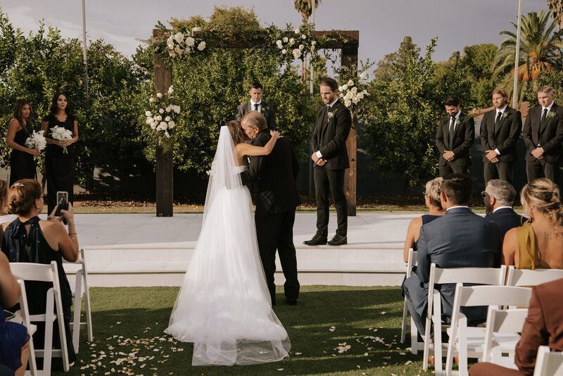 dreaming-of-a-cozy-and-stylish-wedding-big-0