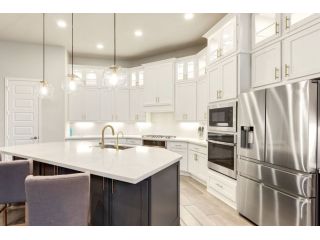 high-quality-kitchen-cabinets-in-miami-by-cortezza-group-small-0