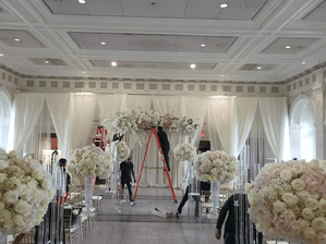 elegant-sweetheart-table-backdrops-in-atlanta