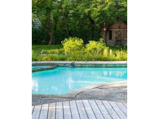 temple-swimming-pool-maintenance-small-0