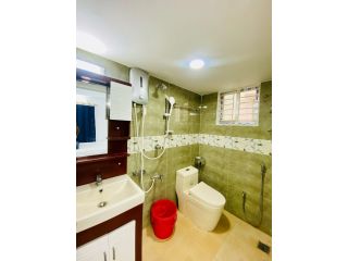 fully-furnished-apartment-corporate-expat-student-small-4