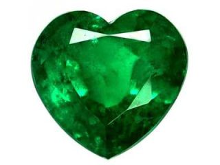 luxury-emerald-gemstone-designs-for-occasions-small-0