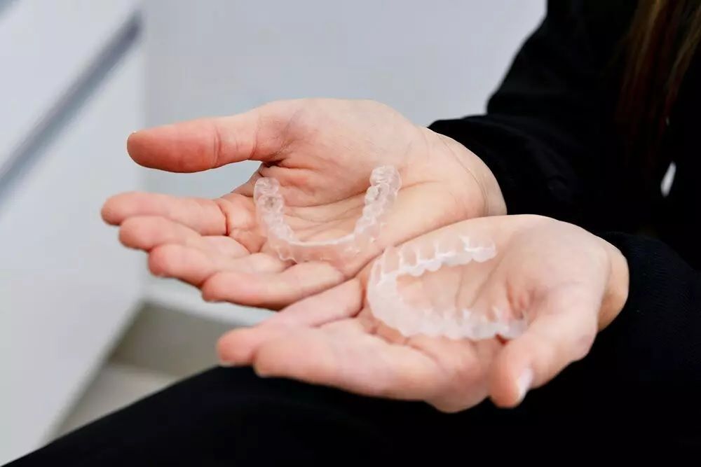 how-long-does-the-clear-aligner-treatment-take-in-houston-big-0